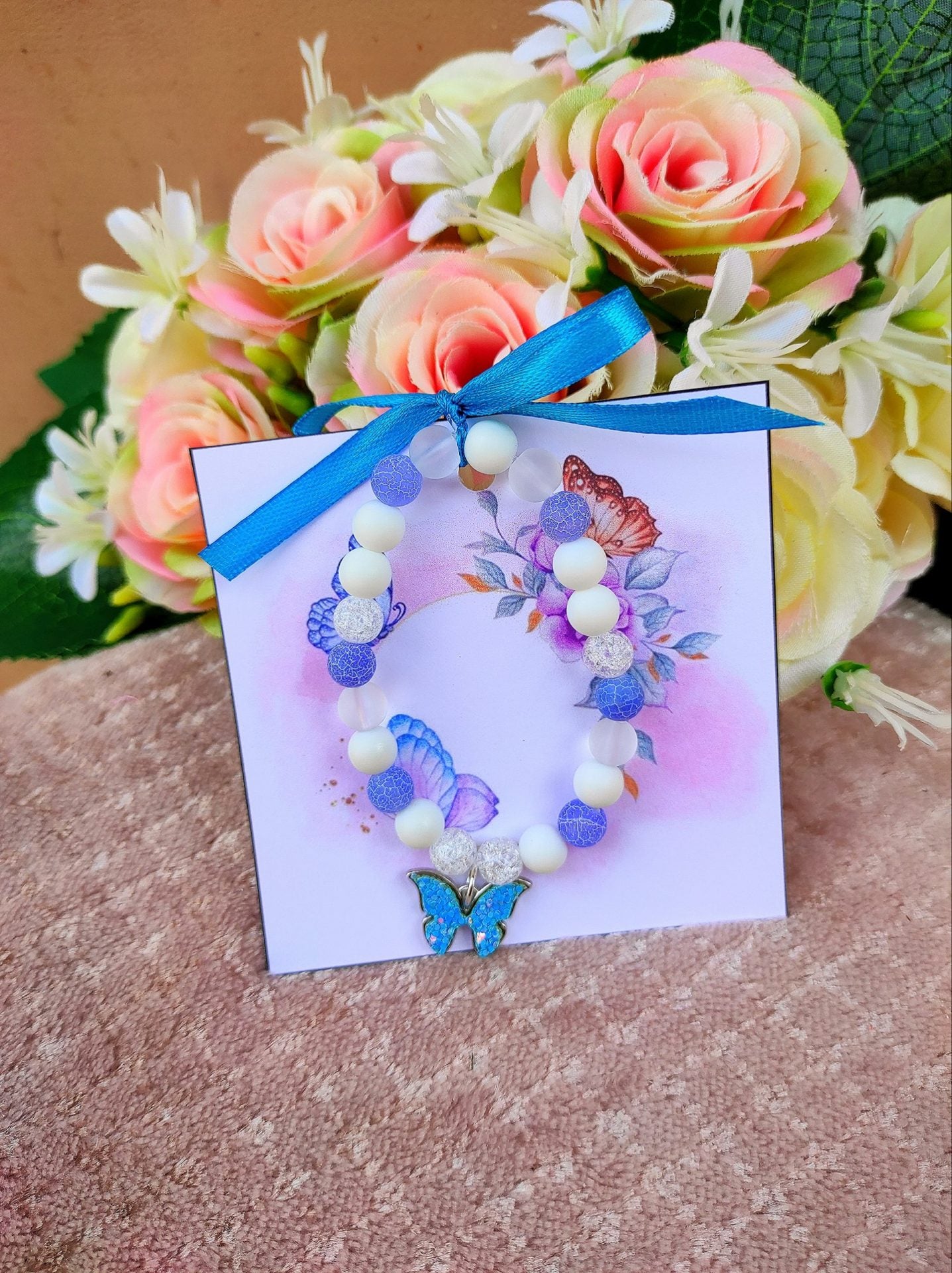 Kék pillangós ásvány karkötő